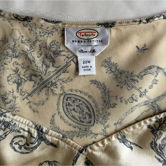 Talbots Cream and Black Patterned Blouse - Picture 12 of 14